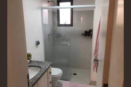 Apartamento à venda com 169m², 4 quartos e sem vagaBanheiro