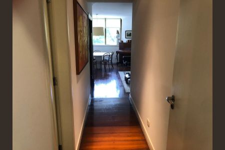 Corredor de apartamento à venda com 4 quartos, 169m² em Indianópolis, São Paulo