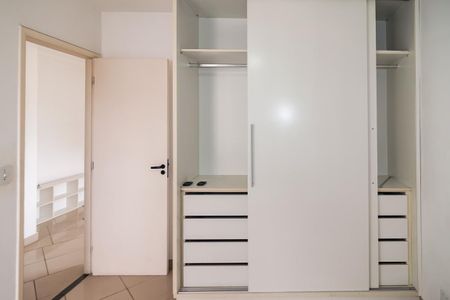 Apartamento à venda com 55m², 1 quarto e 1 vagaQuarto