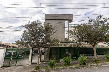 Apartamento à venda com 5937m², 3 quartos e 2 vagasFachada