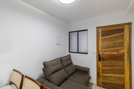 Sala e Cozinha  de apartamento para alugar com 2 quartos, 36m² em Vila Ré, São Paulo