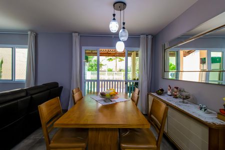 Casa de condomínio para alugar com 170m², 3 quartos e 2 vagasSala de Jantar