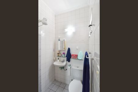 Casa à venda com 180m², 4 quartos e sem vaga Casa à venda com 180m², 4 quartos e sem vagaBanheiro da suíte