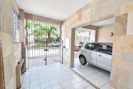 Casa à venda com 180m², 4 quartos e sem vaga Casa à venda com 180m², 4 quartos e sem vagaGaragem