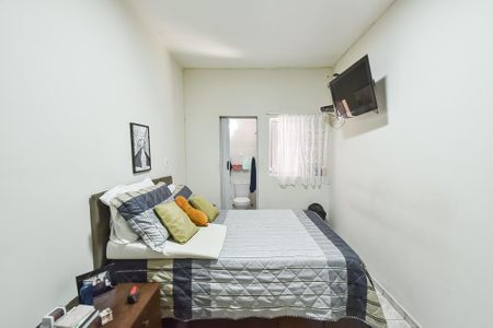 Casa à venda com 180m², 4 quartos e sem vaga Casa à venda com 180m², 4 quartos e sem vagaSuíte