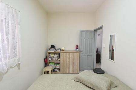 Casa à venda com 180m², 4 quartos e sem vaga Casa à venda com 180m², 4 quartos e sem vagaQuarto 1