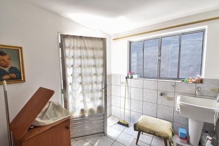 Casa à venda com 180m², 4 quartos e sem vaga Casa à venda com 180m², 4 quartos e sem vagaCasa 2 - área de serviço