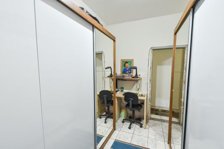 Casa à venda com 180m², 4 quartos e sem vaga Casa à venda com 180m², 4 quartos e sem vagaQuarto 2