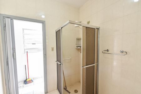 Casa à venda com 180m², 4 quartos e sem vaga Casa à venda com 180m², 4 quartos e sem vagaCasa 2 - banheiro