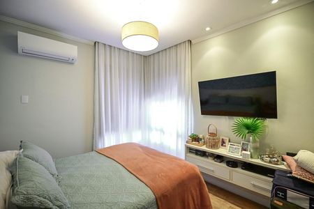 Apartamento à venda com 210m², 4 quartos e 3 vagasSuíte 1