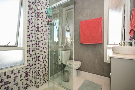 Apartamento à venda com 210m², 4 quartos e 3 vagasBanheiro