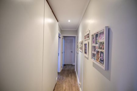 Apartamento à venda com 210m², 4 quartos e 3 vagasCorredor 2