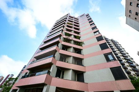 Apartamento à venda com 210m², 4 quartos e 3 vagasFachada