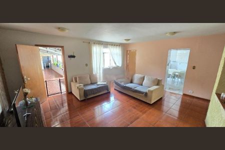 Casa à venda com 310m², 5 quartos e 3 vagas Casa à venda com 310m², 5 quartos e 3 vagasFoto 23