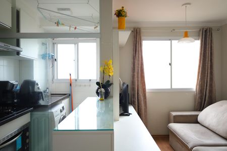 Apartamento para alugar com 41m², 2 quartos e sem vagaSala e cozinha