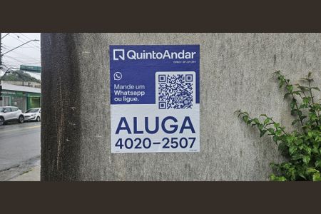 Apartamento para alugar com 41m², 2 quartos e sem vagaPlaca instalada na fachada do condomínio - Código da placa: YIXW-946