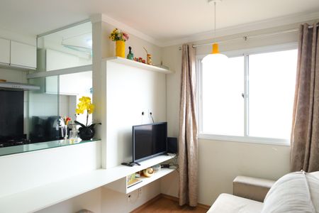 Sala de apartamento para alugar com 2 quartos, 41m² em Itaquera, São Paulo