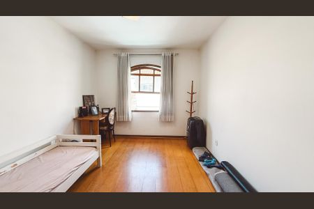 Casa à venda com 300m², 3 quartos e 3 vagasQuarto 1