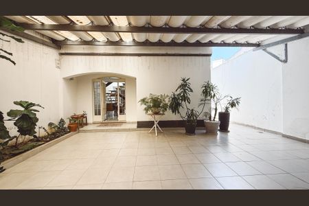 Casa à venda com 300m², 3 quartos e 3 vagasGaragem