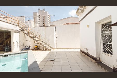 Casa à venda com 300m², 3 quartos e 3 vagasPiscina