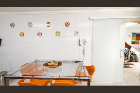 Casa à venda com 300m², 3 quartos e 3 vagasCozinha