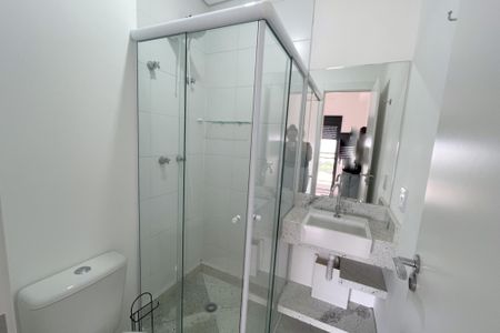 Banheiro de kitnet/studio para alugar com 1 quarto, 30m² em Jardim São Paulo, São Paulo