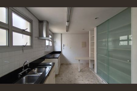 Apartamento à venda com 134m², 3 quartos e 2 vagasCozinha