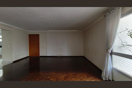 Sala de apartamento à venda com 3 quartos, 134m² em Paraíso, São Paulo