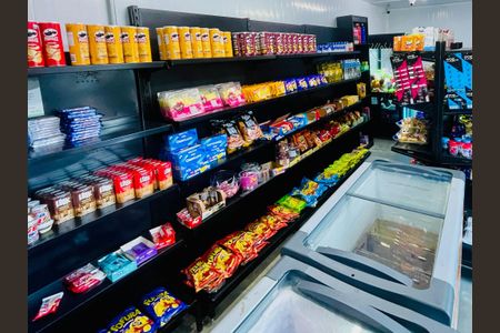 Apartamento para alugar com 54m², 3 quartos e 1 vagaMini mercado