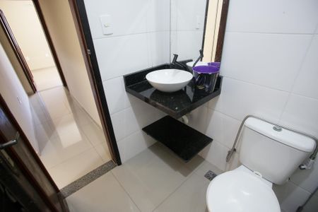 Casa para alugar com 99m², 3 quartos e 1 vagaBanheiro Social