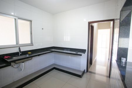 Casa para alugar com 99m², 3 quartos e 1 vagaCozinha