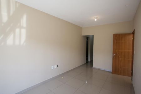 Casa para alugar com 99m², 3 quartos e 1 vagaSala