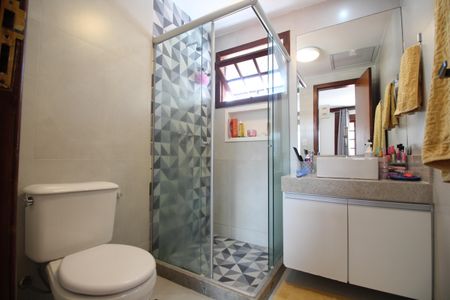 Casa de condomínio à venda com 216m², 5 quartos e 3 vagasQuarto 3 - Suíte