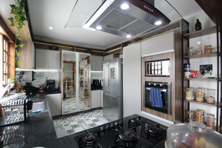 Casa de condomínio à venda com 216m², 5 quartos e 3 vagasCozinha