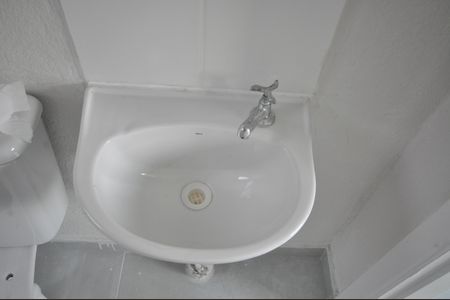 Apartamento para alugar com 45m², 2 quartos e sem vagaBanheiro