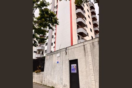 Apartamento para alugar com 80m², 3 quartos e 1 vagaFachada
