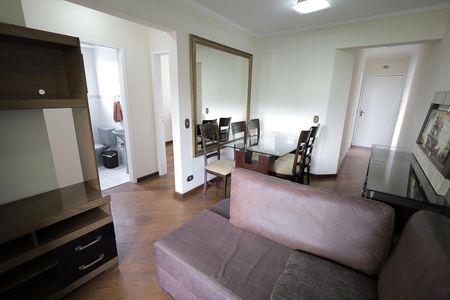 Sala de apartamento à venda com 2 quartos, 68m² em Vila Homero Thon, Santo André