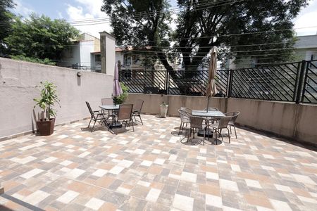 Apartamento à venda com 68m², 2 quartos e 1 vagaÁrea comum