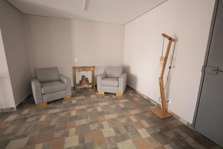 Apartamento à venda com 68m², 2 quartos e 1 vagaÁrea comum