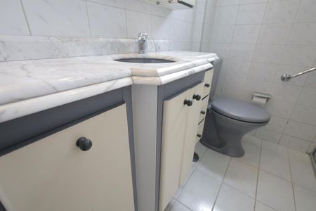 Apartamento à venda com 68m², 2 quartos e 1 vagaBanheiro Suíte