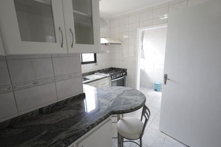 Apartamento à venda com 68m², 2 quartos e 1 vagaCozinha