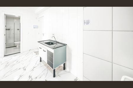 Apartamento para alugar com 34m², 2 quartos e sem vaga Apartamento para alugar com 34m², 2 quartos e sem vagaCozinha e Área de Serviço