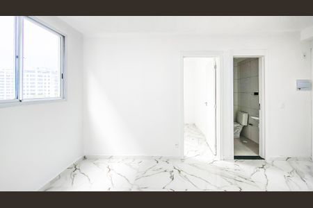 Sala de apartamento para alugar com 2 quartos, 34m² em Jardim Sabara, São Paulo