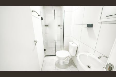 Apartamento para alugar com 34m², 2 quartos e sem vaga Apartamento para alugar com 34m², 2 quartos e sem vagaBanheiro