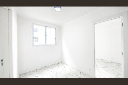 Sala de apartamento para alugar com 2 quartos, 34m² em Jardim Sabara, São Paulo