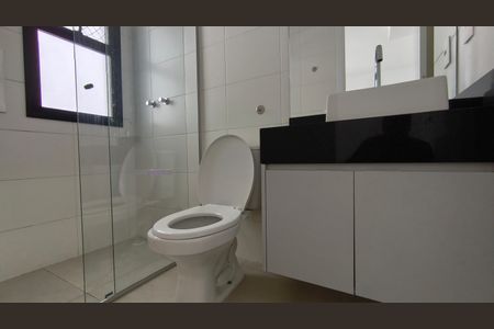 Casa para alugar com 152m², 2 quartos e 2 vagasBanheiro da Suíte 1