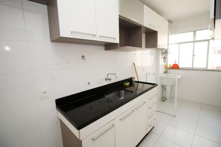 Apartamento à venda com 56m², 2 quartos e 1 vagaCozinha