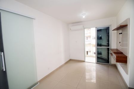 Sala de apartamento à venda com 2 quartos, 56m² em Vila da Penha, Rio de Janeiro