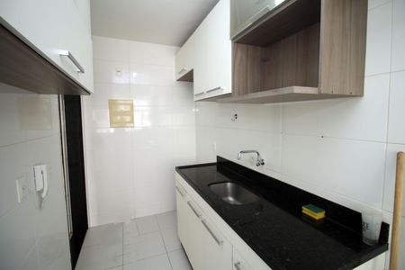 Apartamento à venda com 56m², 2 quartos e 1 vagaCozinha