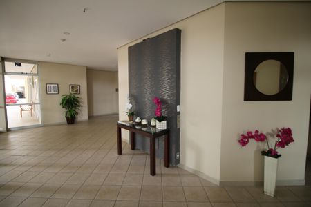 Apartamento à venda com 56m², 2 quartos e 1 vagaÁrea comum - Hall de Entrada